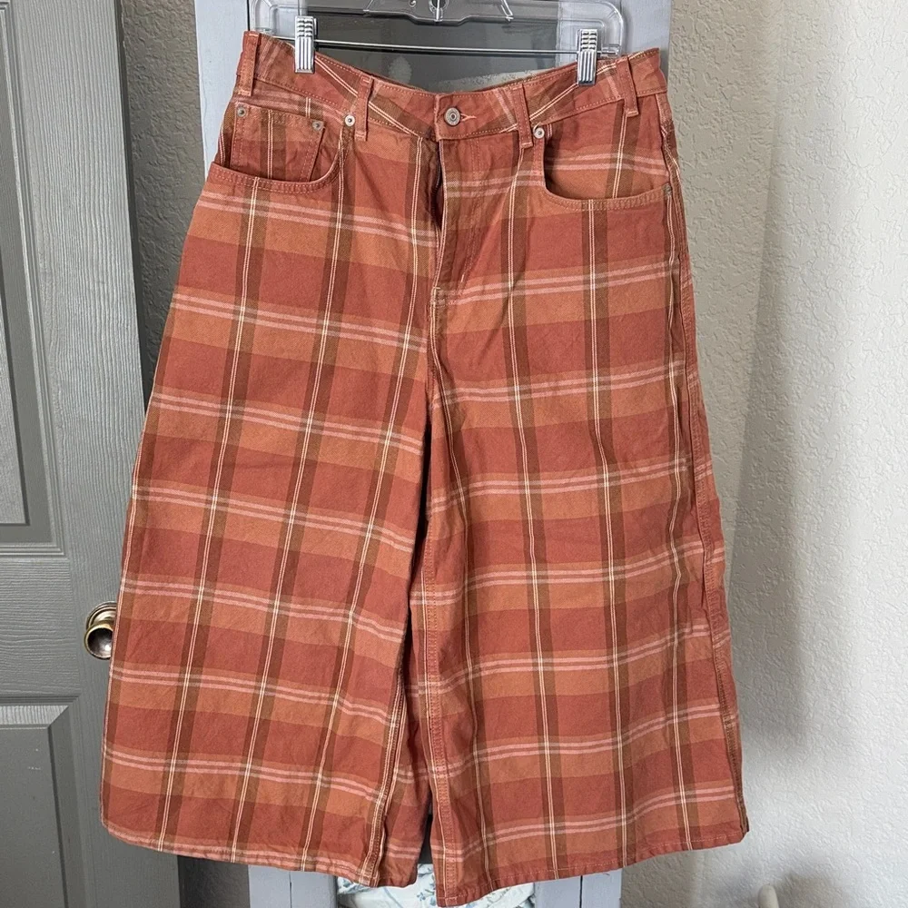 We the Free High Top Wide Crop Plaid Jeans - Picture 1 of 2